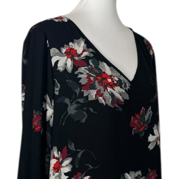 Chelsea & Theodore Tunic Top V-neck Chiffon Black Red Floral Women’s Size XL - Picture 6 of 11